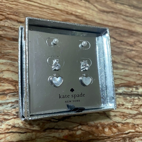 Kate Spade Jewelry Silver Heart Crystal Pearl Stud Earrings Set - Picture 1 of 3